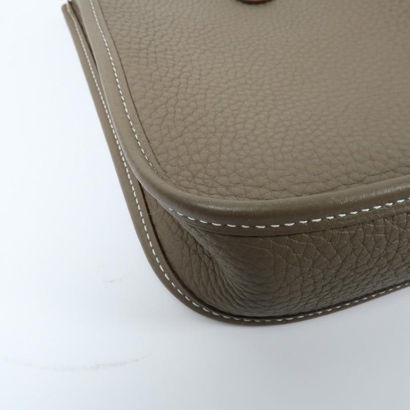 HERMES 【Hermes Fair】Clemence皮革Evelyne TPM金扣肩背袋Etoupe-6