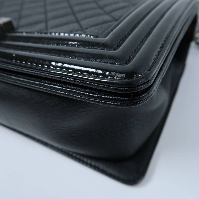 CHANEL 牛皮皮革Boy 25鏈帶肩背袋-5