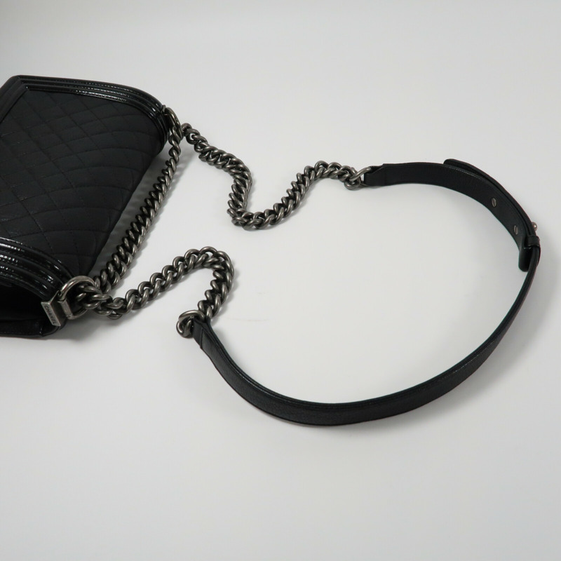 CHANEL 牛皮皮革Boy 25鏈帶肩背袋-8