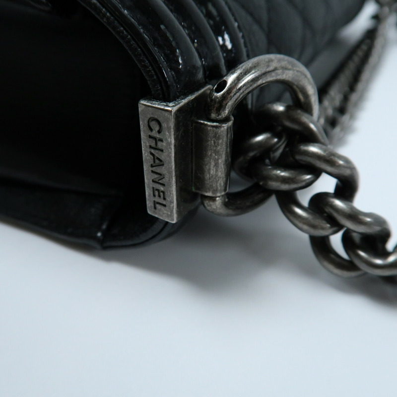 CHANEL 牛皮皮革Boy 25鏈帶肩背袋-9