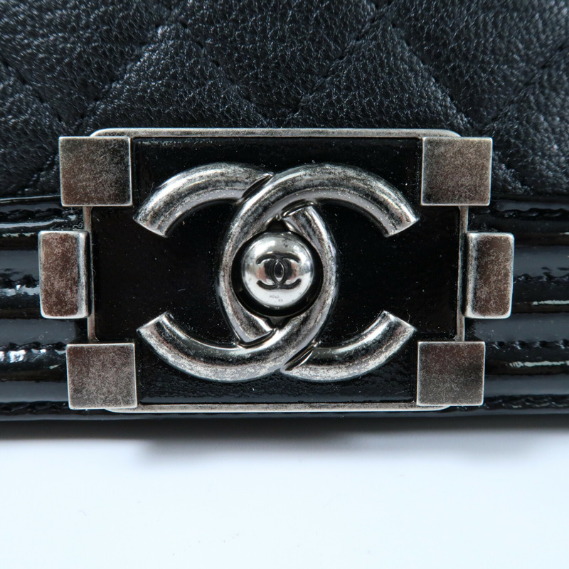 CHANEL 牛皮皮革Boy 25鏈帶肩背袋-11