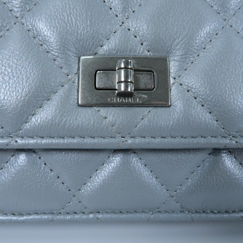 CHANEL 牛皮皮革WOC Wallet On Chain銀扣鏈帶肩背袋-9