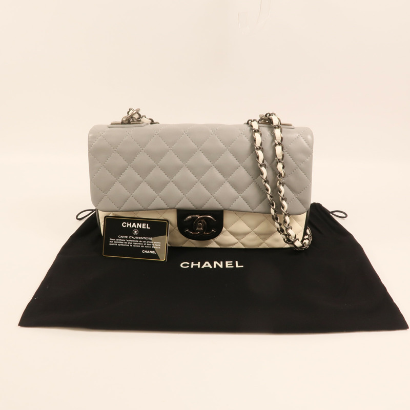 CHANEL 羊皮皮革Chain Shoulder銀扣肩背袋-10