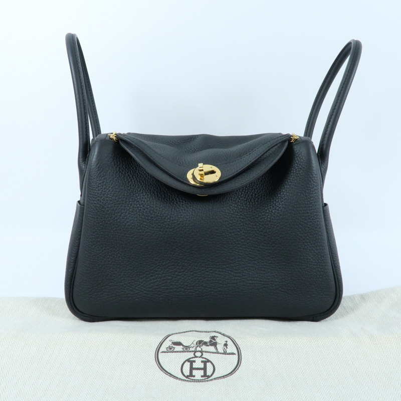 HERMES 【Hermes Fair】Clemence皮革Lindy 26金扣手挽肩背兩用袋Noir-14
