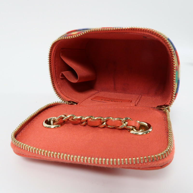 CHANEL Embroidered Thread Mini Vanity Case金扣鏈帶肩背袋-11