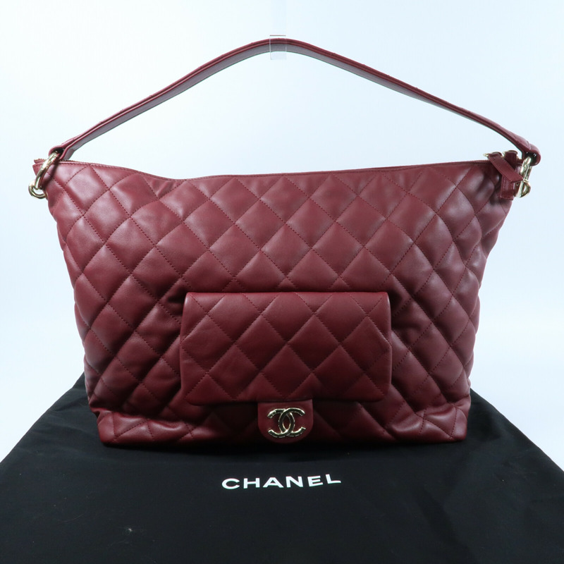 CHANEL 牛皮皮革Maxi Hobo金扣肩背袋-14