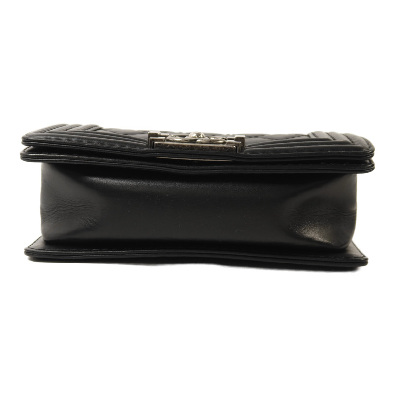 CHANEL 牛皮皮革Boy 20銀扣鏈帶肩背袋-3