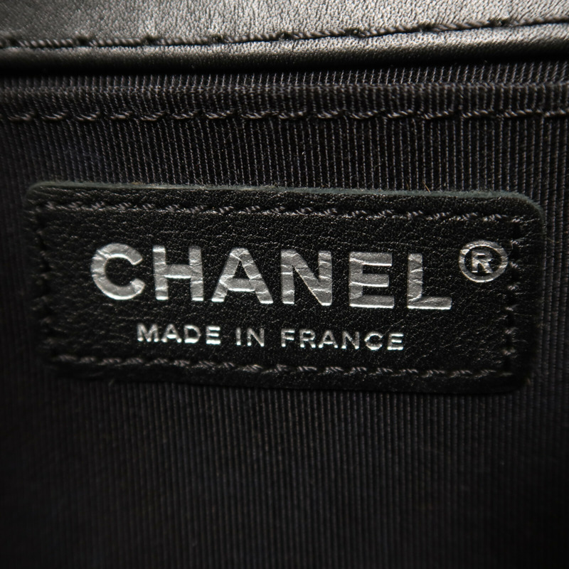 CHANEL 牛皮皮革Boy 20銀扣鏈帶肩背袋-5