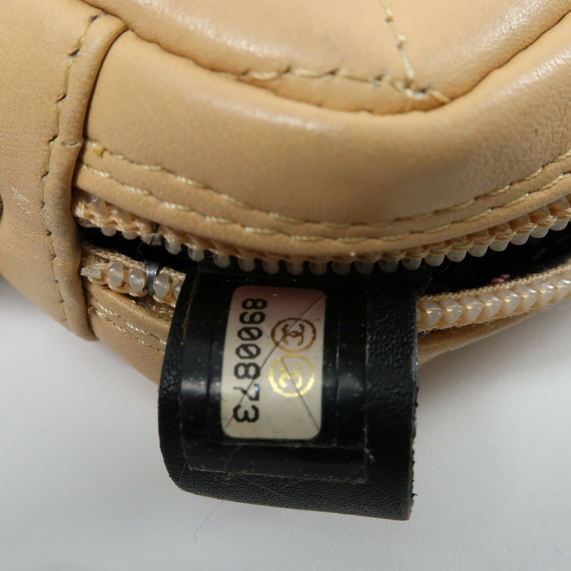 CHANEL 牛皮皮革Cambon Small Rectangle銀扣手挽袋-13