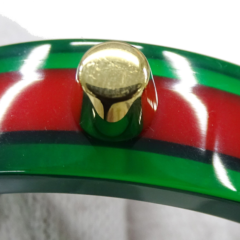 Gucci 女士手錶，復古網頁設計，鏤空，石英機芯，壓克力，手鐲，方形，鉚釘，YA143505。-9