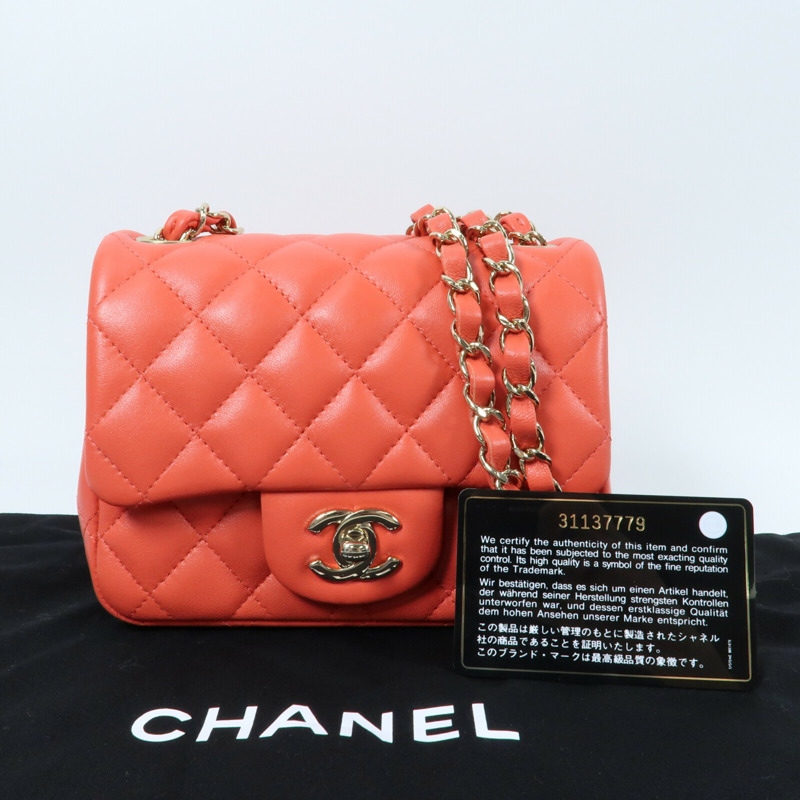 CHANEL 羊皮皮革Mini Classic 17金扣鏈帶肩背袋-15