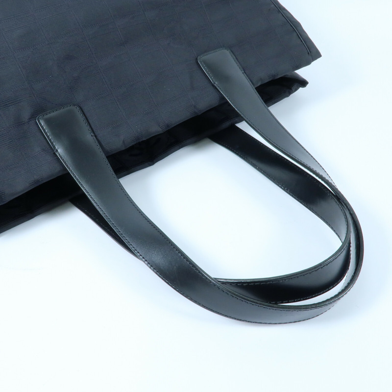 CHANEL 尼龍Travel Line Tote Bag金扣手挽袋-8