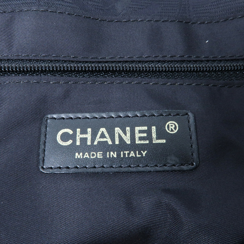 CHANEL 尼龍Travel Line Tote Bag金扣手挽袋-10