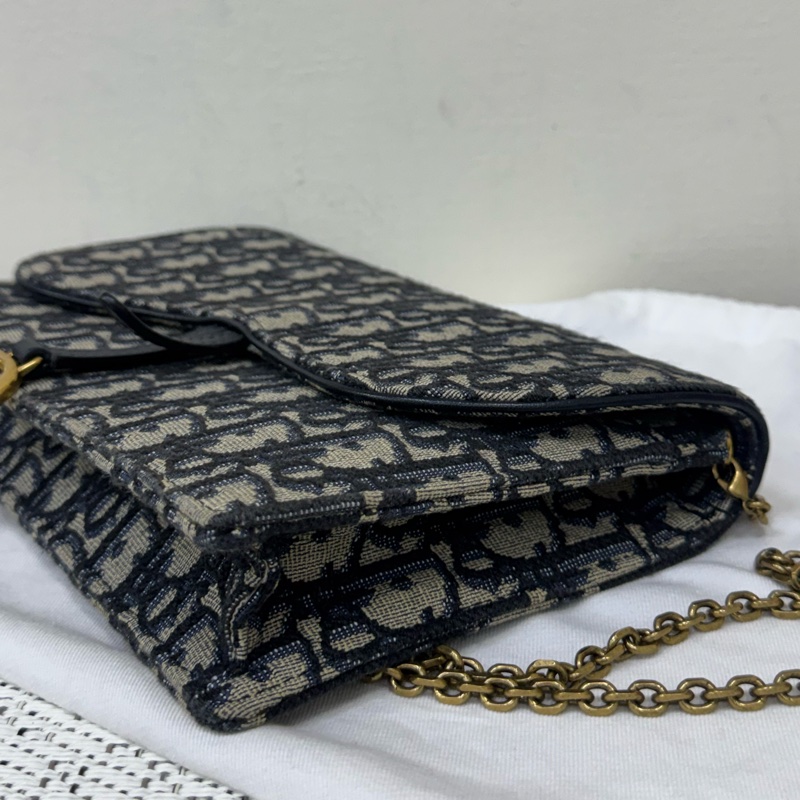 Dior 經典緹花金釦Saddle WOC-7