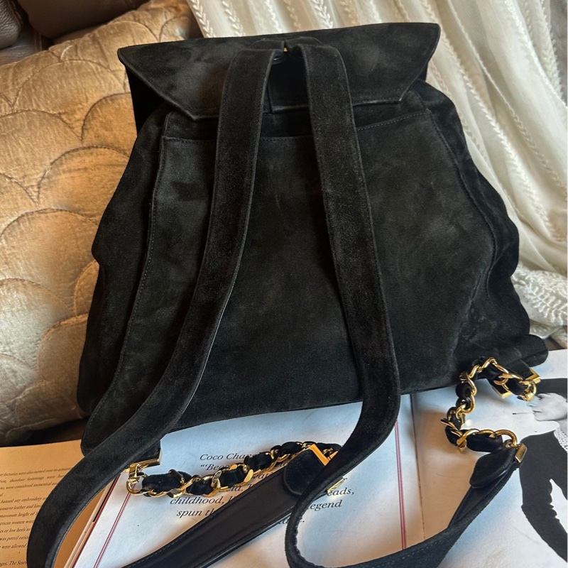 香奈兒 黑色後背包 黑色麂皮 金鏈 後背包 雙肩包 黑色皮革 復古 黑色麂皮  中古 復古 古董包  vintage backpack black leather chanel-3