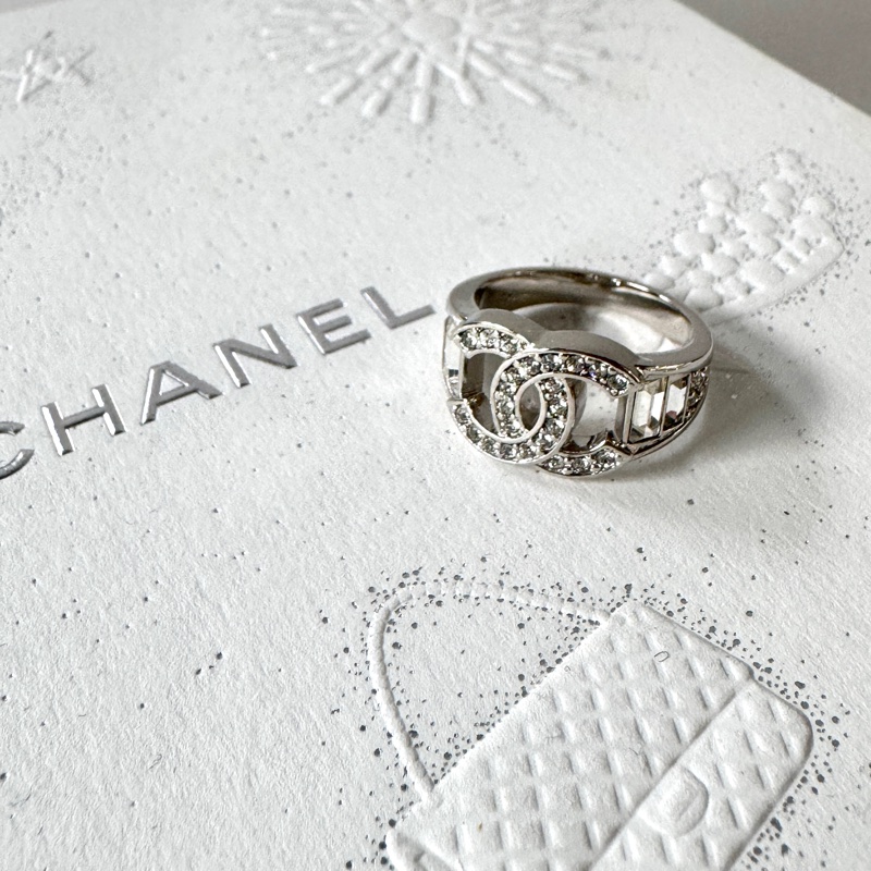 CHANEL CC Logo 銀色 水鑽 水晶 戒指 52號 ABF782-1