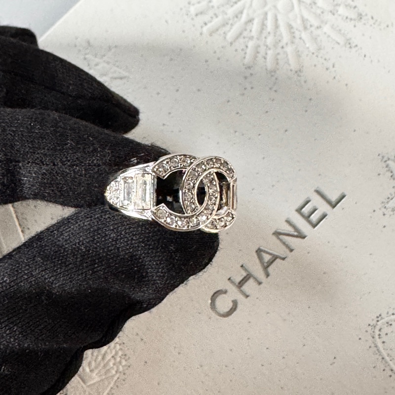 CHANEL CC Logo 銀色 水鑽 水晶 戒指 52號 ABF782-3