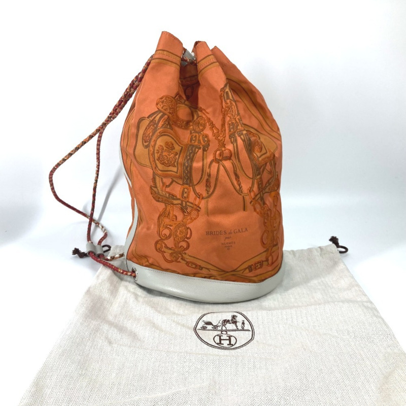 愛馬仕 Soie Coeur 22 新娘禮服抽繩肩包，絲綢和皮革，女士，橙色。-5