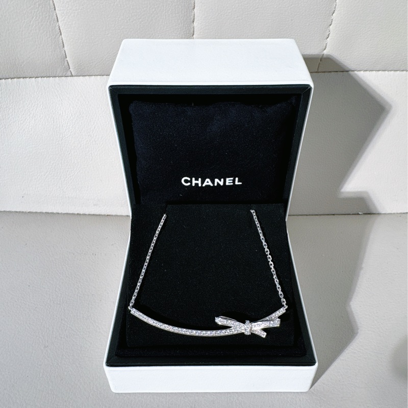 Chanel香奈兒 高級珠寶 Ruban系列 白金滿鑽蝴蝶結項鍊-1