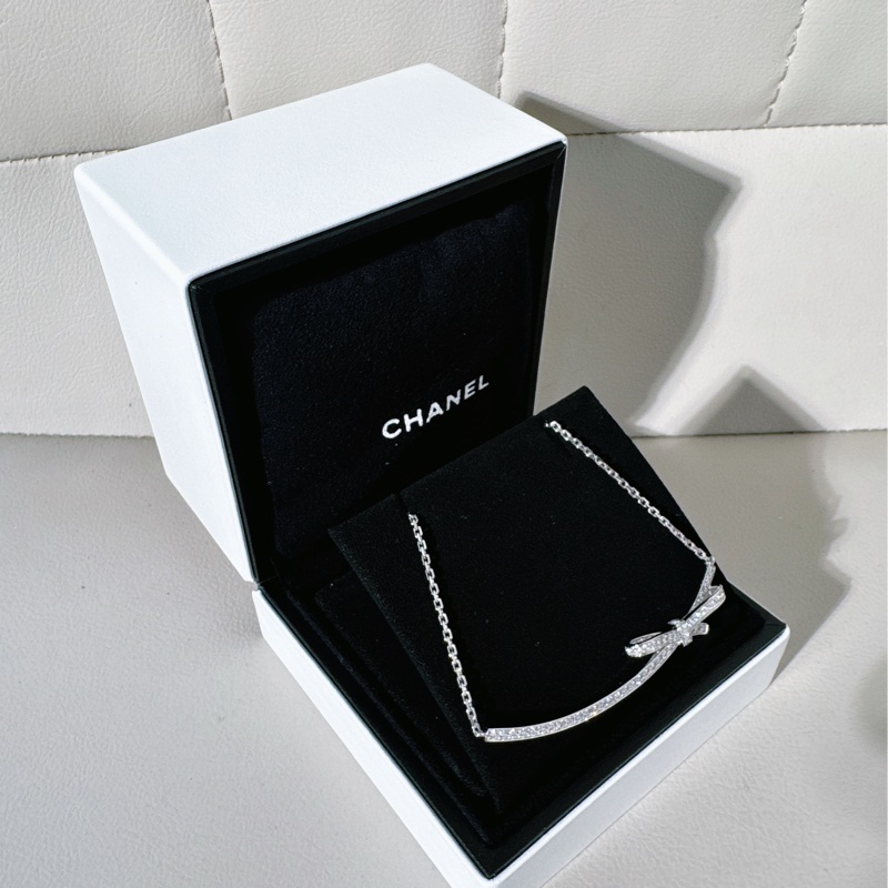 Chanel香奈兒 高級珠寶 Ruban系列 白金滿鑽蝴蝶結項鍊-2