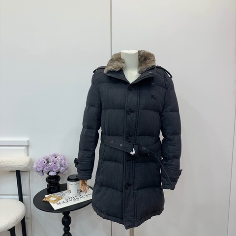Burberry 羽絨大衣