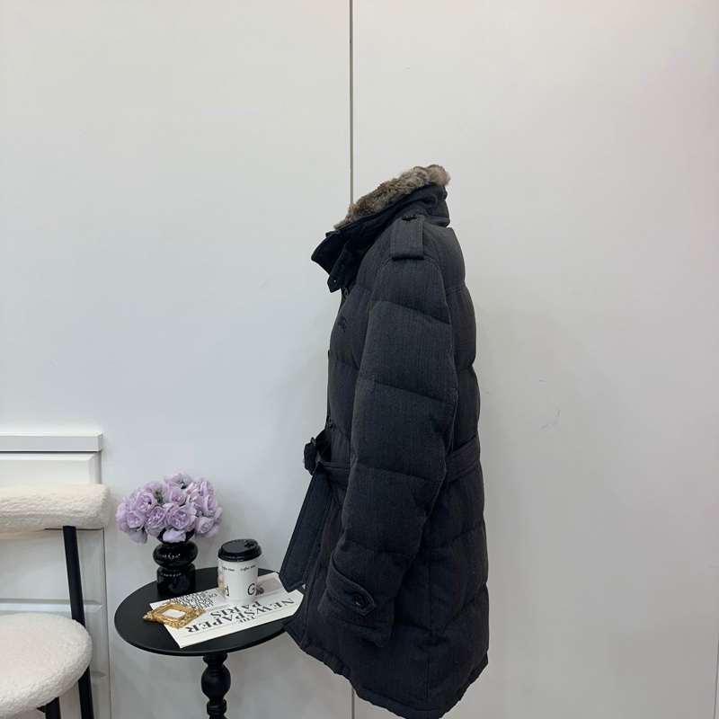 Burberry 羽絨大衣-1
