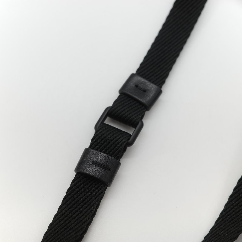 Moncler 盟可睞 Legere 經典黑色 羽絨填充尼龍立體絎縫 小型 防潑水拉鍊斜背隨身小包-12