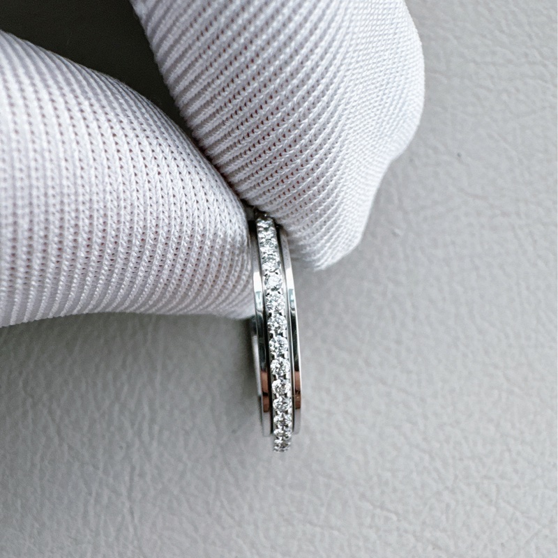 Piaget伯爵 Possession系列 白金滿鑽窄版時來運轉戒指，48碼-6