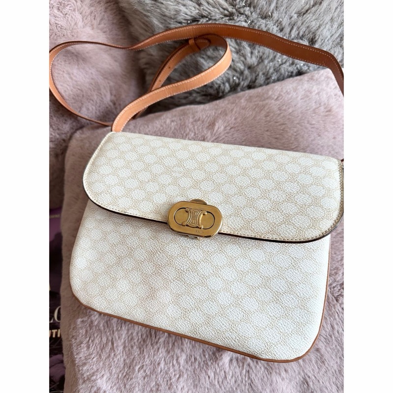 思琳 賽琳 凱莉包 老花凱旋門 斜背包 側背包 白色 中古包包 托特包 側肩包罕有 中古凱旋門老花包 米白色 celine vintage triomphe bag-9