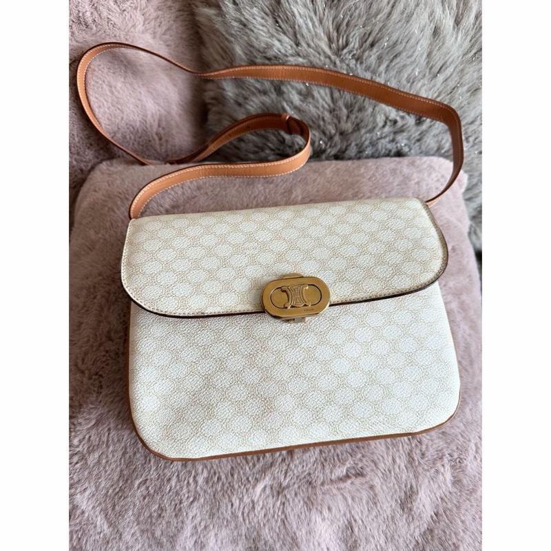 思琳 賽琳 凱莉包 老花凱旋門 斜背包 側背包 白色 中古包包 托特包 側肩包罕有 中古凱旋門老花包 米白色 celine vintage triomphe bag-10