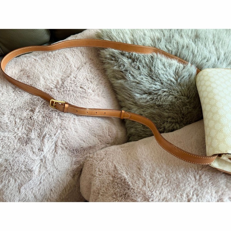 思琳 賽琳 凱莉包 老花凱旋門 斜背包 側背包 白色 中古包包 托特包 側肩包罕有 中古凱旋門老花包 米白色 celine vintage triomphe bag-16