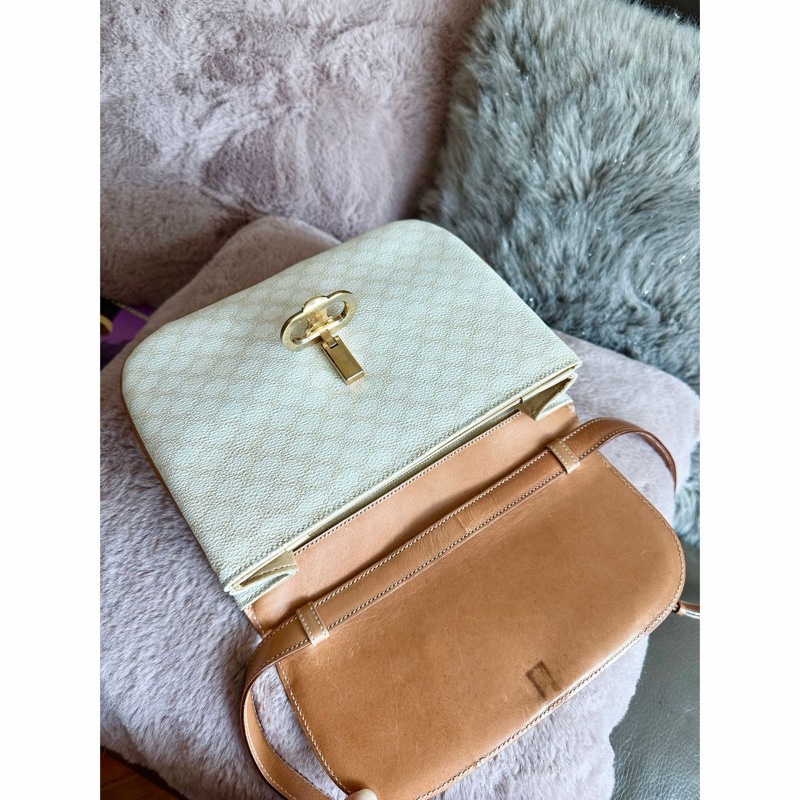 思琳 賽琳 凱莉包 老花凱旋門 斜背包 側背包 白色 中古包包 托特包 側肩包罕有 中古凱旋門老花包 米白色 celine vintage triomphe bag-18