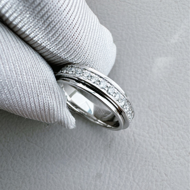 Piaget伯爵 Possession時來運轉系列 白金滿鑽寬版戒指，49碼-6