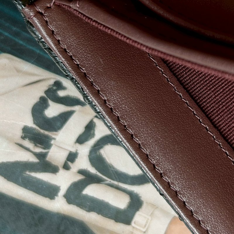 💥98成新 Chanel 人手必買荔枝皮中夾-6