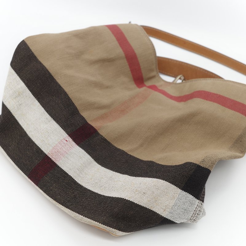 Burberry 巴寶莉 Ashby 中款 經典格紋 帆布水桶包-13