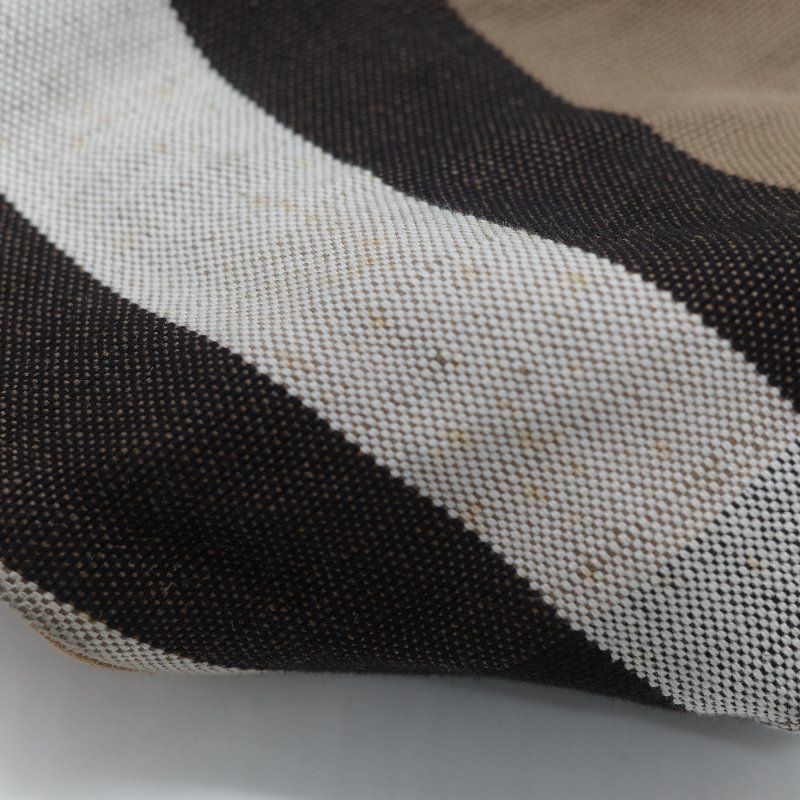 Burberry 巴寶莉 Ashby 中款 經典格紋 帆布水桶包-18