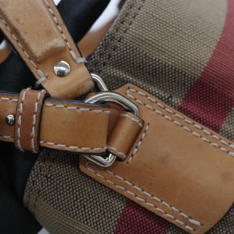 Burberry 巴寶莉 Ashby 中款 經典格紋 帆布水桶包-26