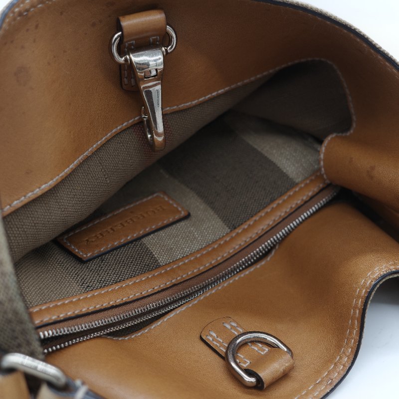 Burberry 巴寶莉 Ashby 中款 經典格紋 帆布水桶包-36