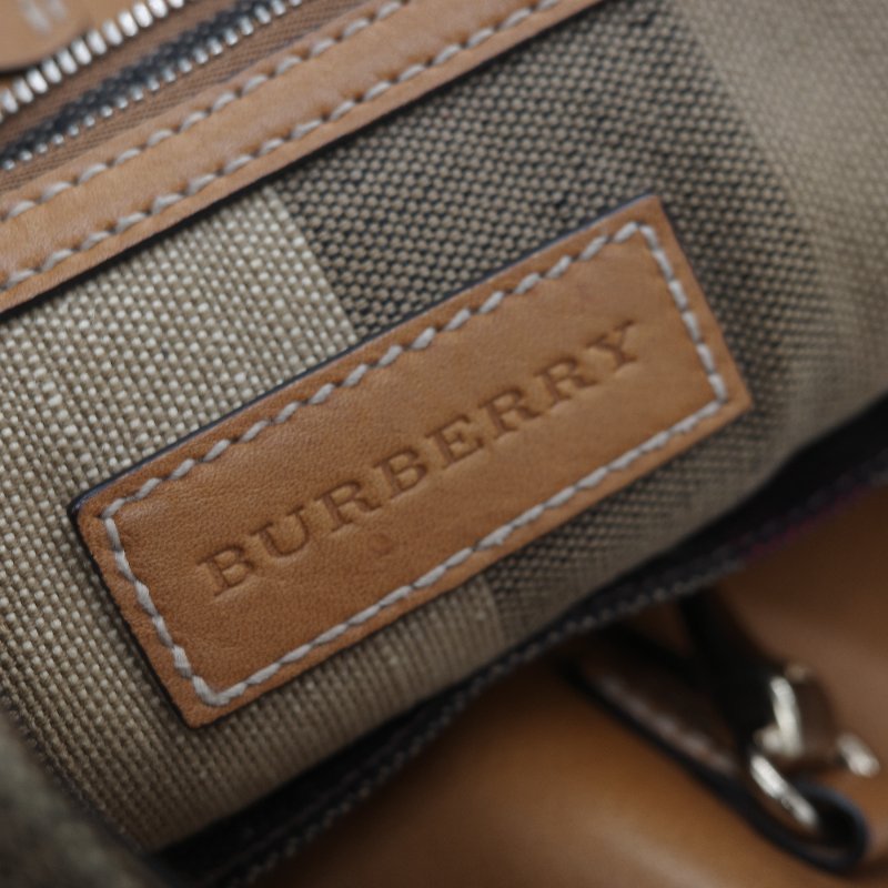 Burberry 巴寶莉 Ashby 中款 經典格紋 帆布水桶包-43