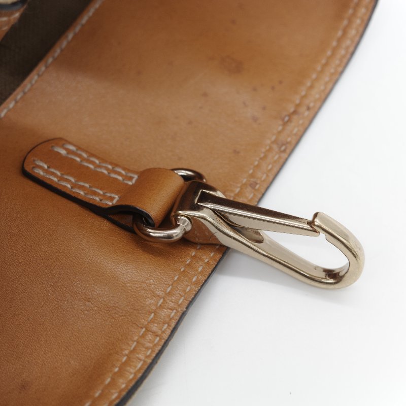 Burberry 巴寶莉 Ashby 中款 經典格紋 帆布水桶包-54