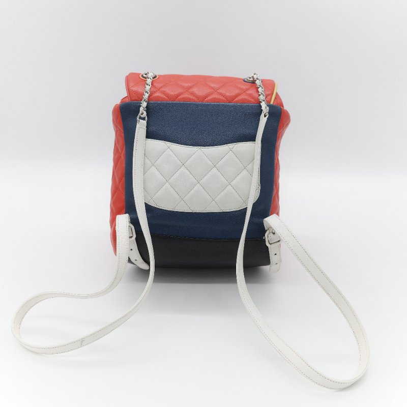 Chanel 香奈兒 Urban Spirit 紅色 菱格紋絎縫小羊皮 大尺寸雙 C 標誌 皮穿鏈條後背包-3