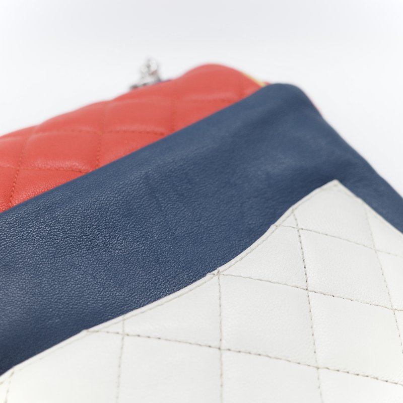 Chanel 香奈兒 Urban Spirit 紅色 菱格紋絎縫小羊皮 大尺寸雙 C 標誌 皮穿鏈條後背包-15