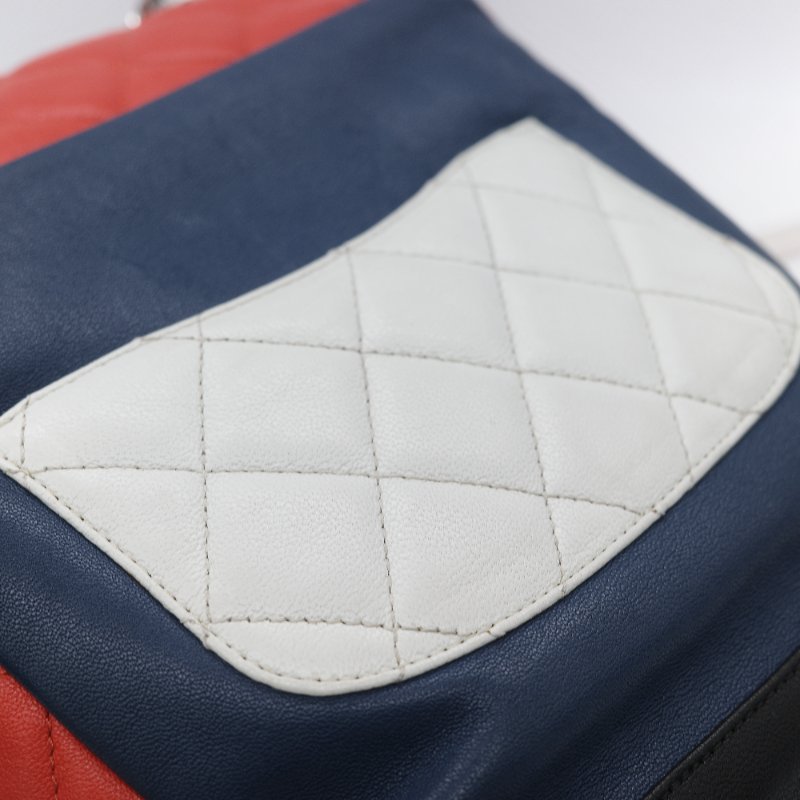 Chanel 香奈兒 Urban Spirit 紅色 菱格紋絎縫小羊皮 大尺寸雙 C 標誌 皮穿鏈條後背包-16