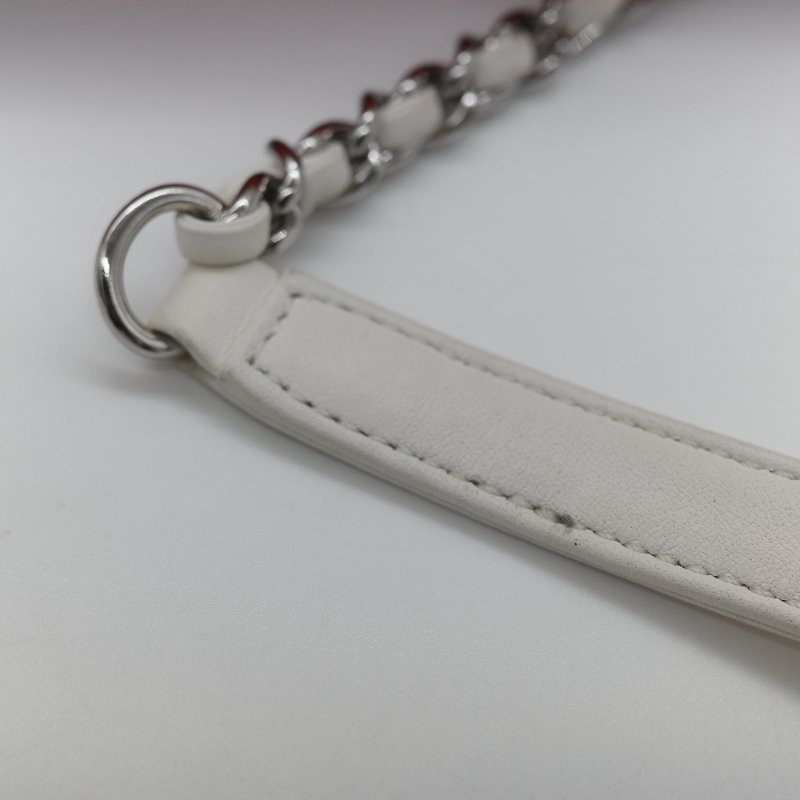 Chanel 香奈兒 Urban Spirit 紅色 菱格紋絎縫小羊皮 大尺寸雙 C 標誌 皮穿鏈條後背包-27