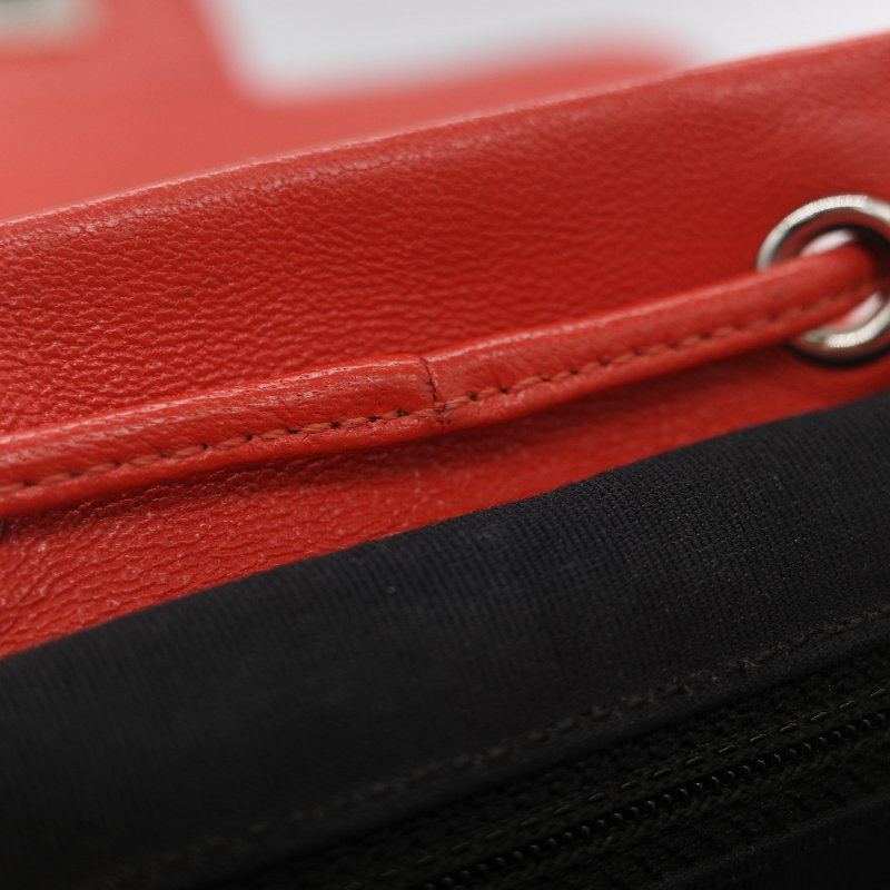 Chanel 香奈兒 Urban Spirit 紅色 菱格紋絎縫小羊皮 大尺寸雙 C 標誌 皮穿鏈條後背包-38