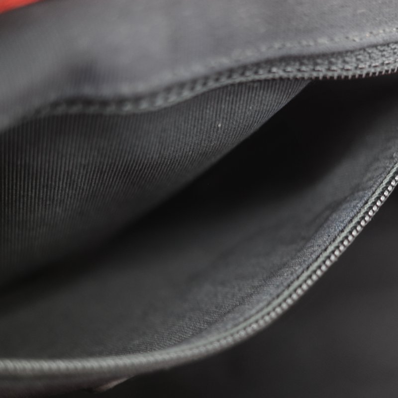 Chanel 香奈兒 Urban Spirit 紅色 菱格紋絎縫小羊皮 大尺寸雙 C 標誌 皮穿鏈條後背包-44