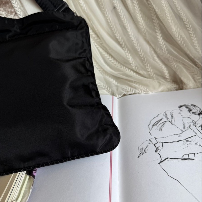 普拉特 斜挎包  皮革肩帶  肩背  斜挎  prada black黑色 nylon /leather crossbody bag-20