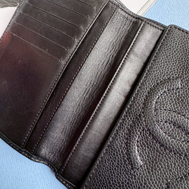 💖2萬不到 復古感 Chanel 黑色皮革大雙C三折中夾-13