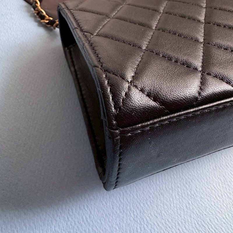 💖拍照必出片 Chanel 黑色羊皮 mini Kelly金鏈包-8