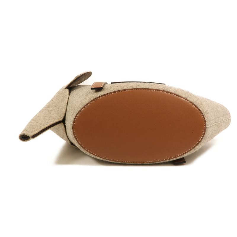 LOEWE 羊毛Basket Bag銀扣手挽袋-3